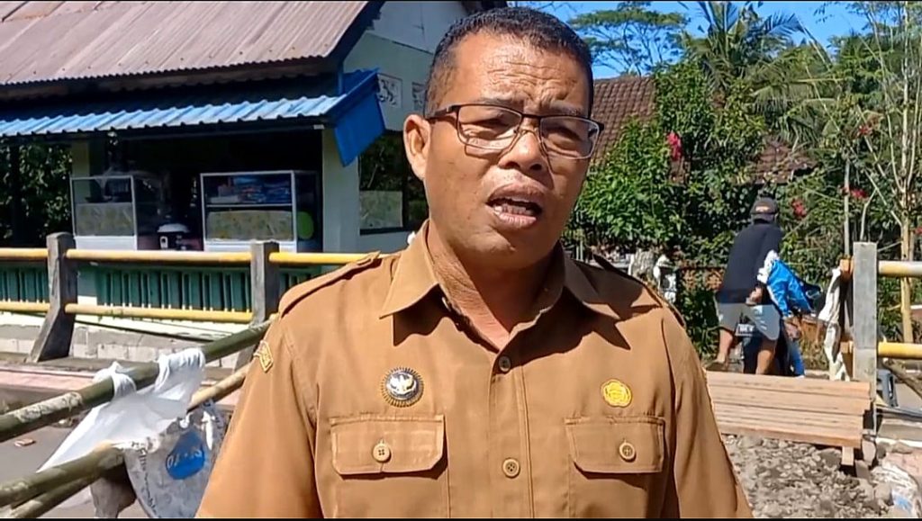 Garda Tipikor Desak Bupati Tarik Perbekel Desa Selat ke OPD